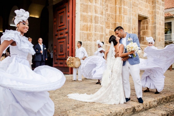 Laura & Norberto par Leidis Leguia sur Cartagena Weddings