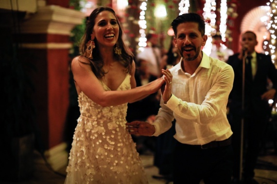 Sarah & Juan par Leidis Leguia sur Cartagena Weddings